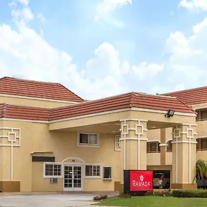 2* Otel Ramada By Wyndham